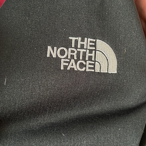 Black North Face Men’s Shell Jacket - Picture 4 of 5